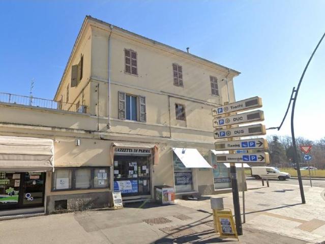 Locale Commerciale in affitto a Parma, Cornocchio