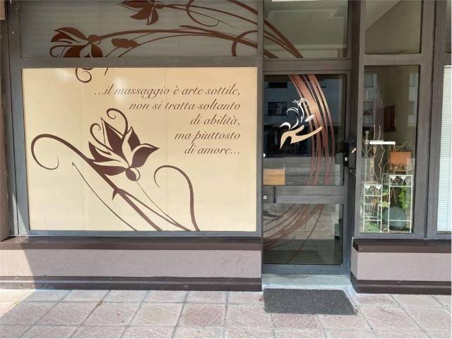 Locale Commerciale in affitto a Parma, Santa Margherita