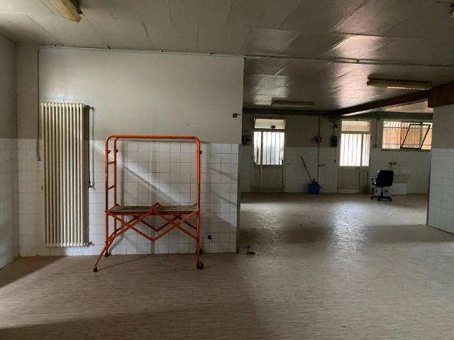 Locale Commerciale in affitto a Vigatto, Sorbolo