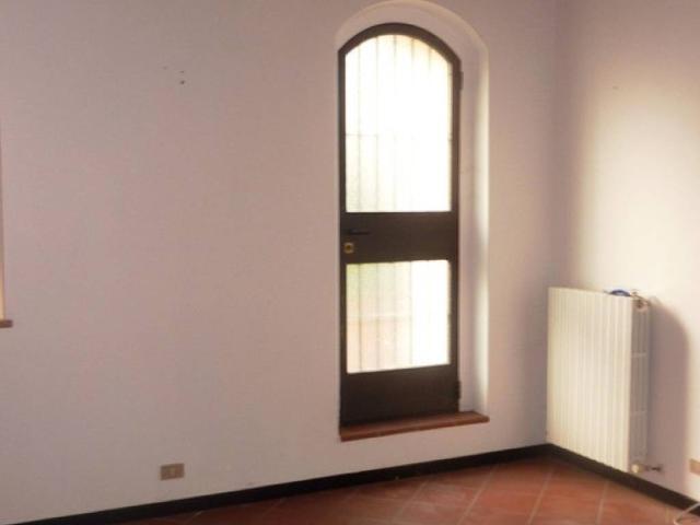 Locale Commerciale in affitto a Sorbolo, Reggio Emilia