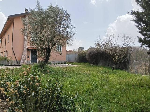 Locale Commerciale in affitto a Calabria, Cosenza
