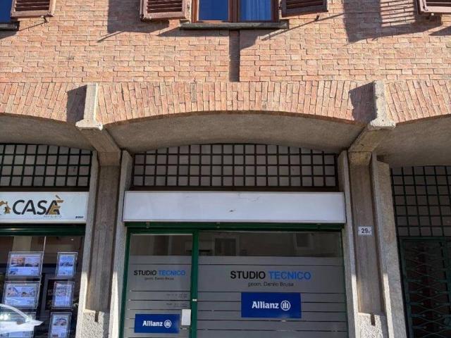 Locale Commerciale in affitto a Piemonte, Torino