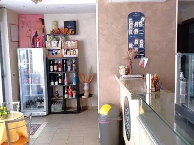 Locale Commerciale in affitto a Penne, Abruzzo