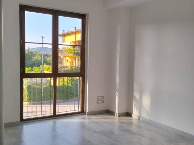 Locale Commerciale in affitto a Cenerente, Umbria