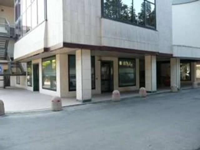 Locale Commerciale in affitto a Cenerente, Perugia