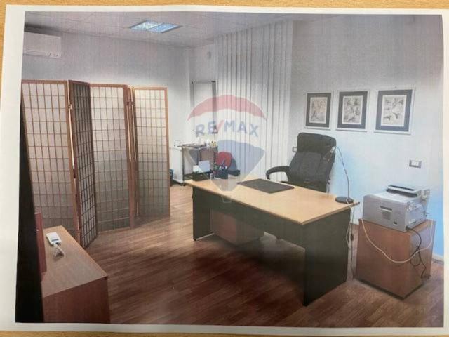 Locale Commerciale in affitto a Cenerente, Perugia