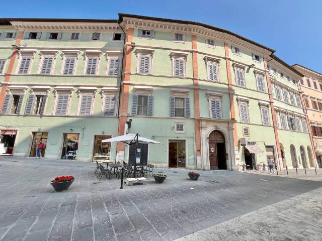 Locale Commerciale in affitto a Cenerente, Perugia