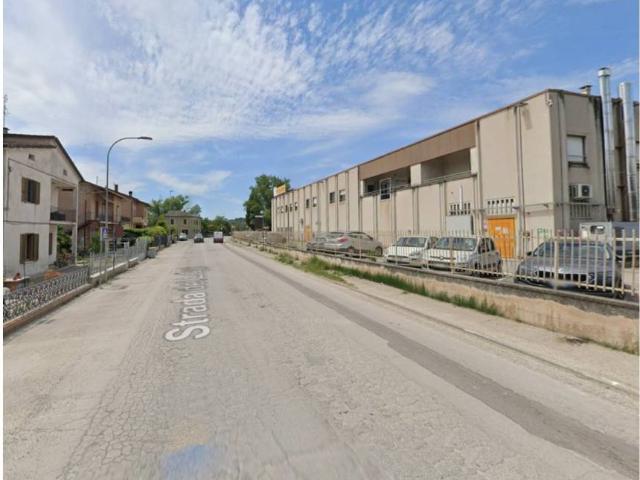 Locale Commerciale in affitto a Ponte San Giovanni, Cenerente