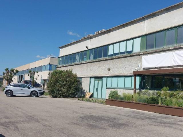 Locale Commerciale in affitto a Santa Sabina, Cenerente