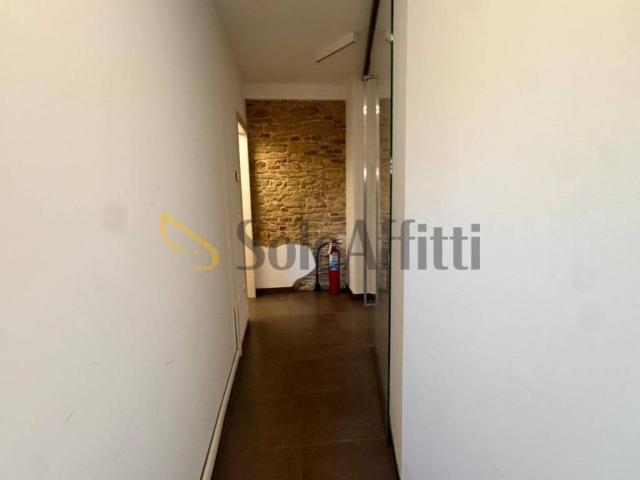 Locale Commerciale in affitto a San Silvestro, Pescara