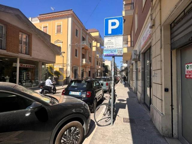 Locale Commerciale in affitto a Pescara, Abruzzo