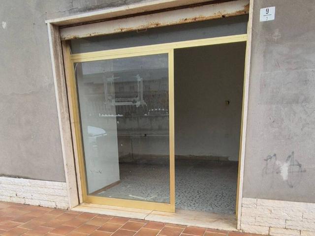 Locale Commerciale in affitto a San Donato, Pescara
