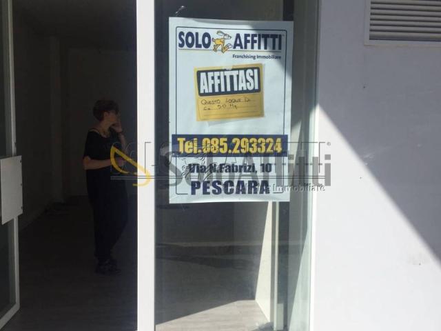 Locale Commerciale in affitto a Pescara, Abruzzo