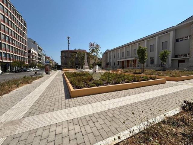 Locale Commerciale in affitto a Pescara, Abruzzo