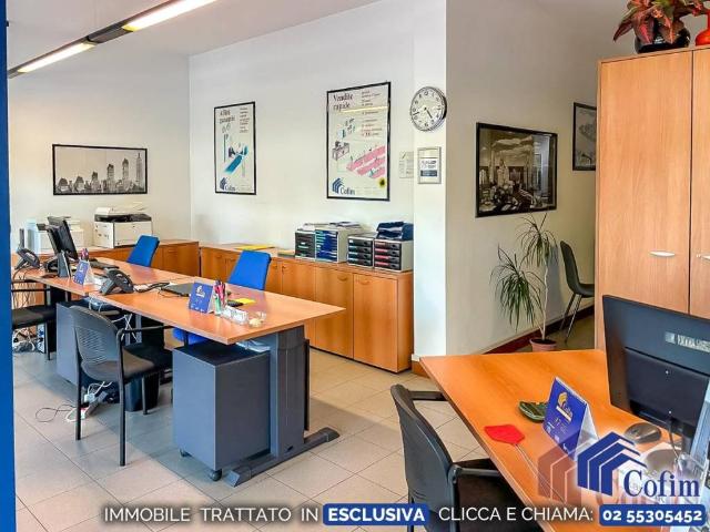 Locale Commerciale in affitto a Bettola, Peschiera Borromeo