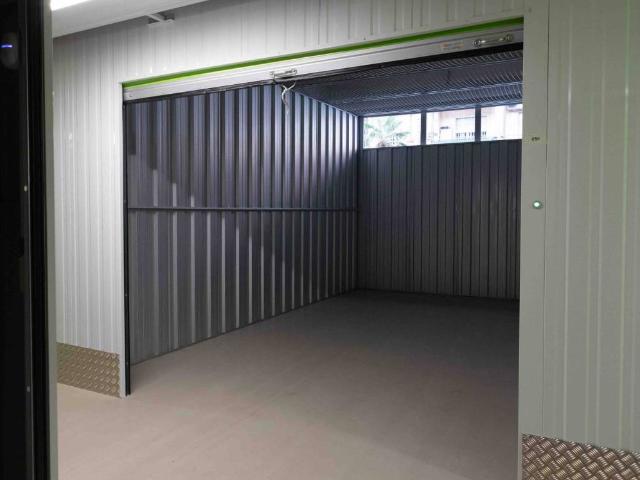 Locale Commerciale in affitto a Mezzate, Peschiera Borromeo