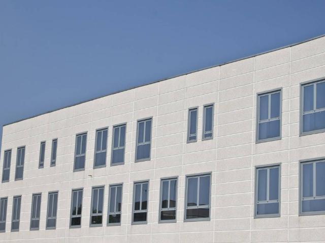Locale Commerciale in affitto a Pessano Con Bornago, Lombardia