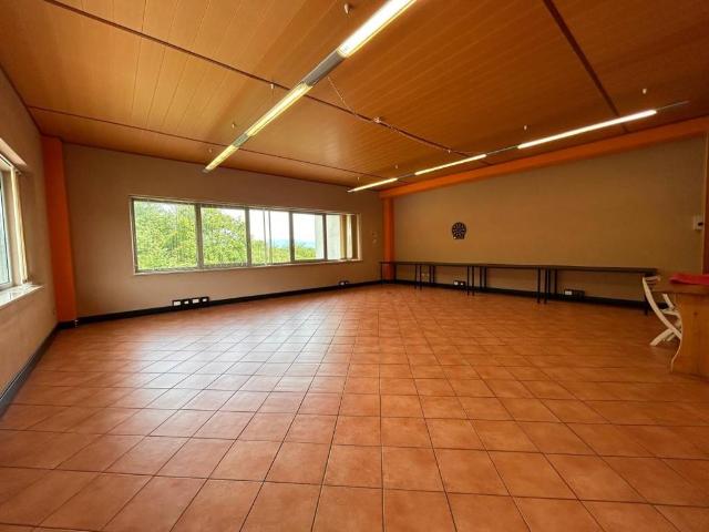 Locale Commerciale in affitto a Piemonte, Cuneo