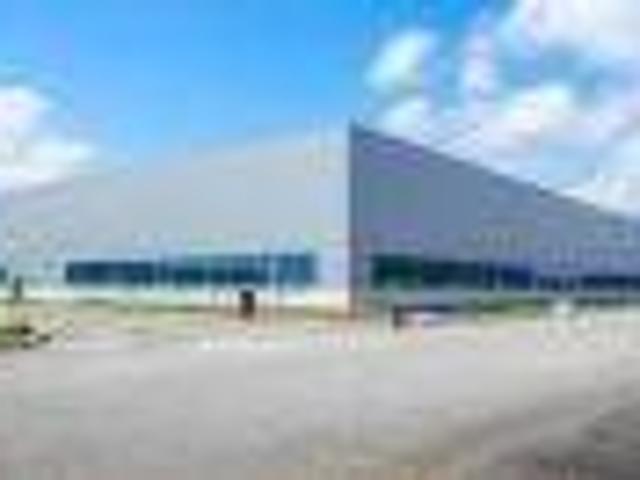 Locale Commerciale in affitto a Montale, Piacenza