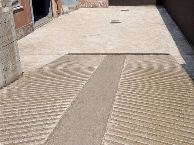 Locale Commerciale in affitto a Infrangibile, Piacenza