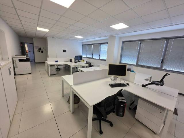 Locale Commerciale in affitto a Le Mose, Piacenza