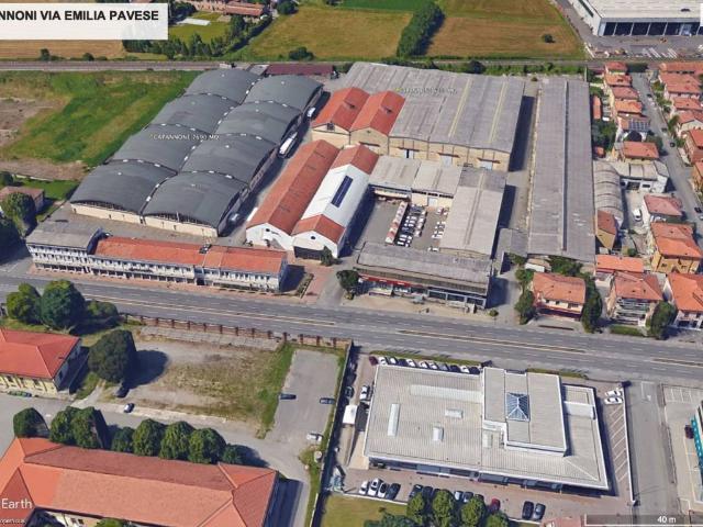 Locale Commerciale in affitto a Infrangibile, Piacenza