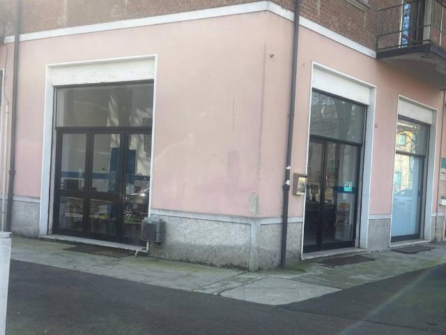Locale Commerciale in affitto a Piacenza, Reggio Emilia