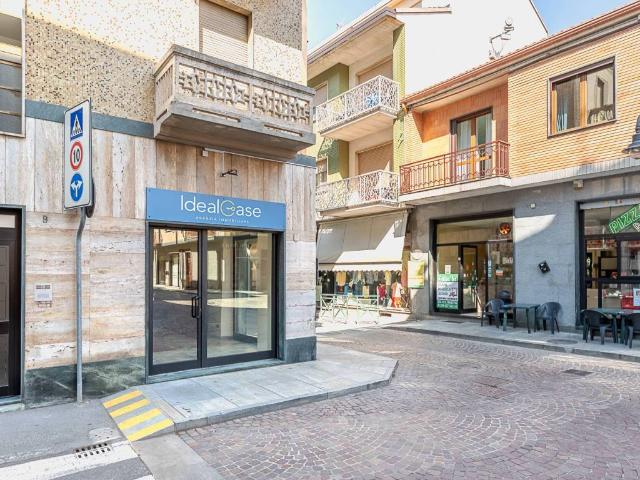 Locale Commerciale in affitto a Piemonte, Torino