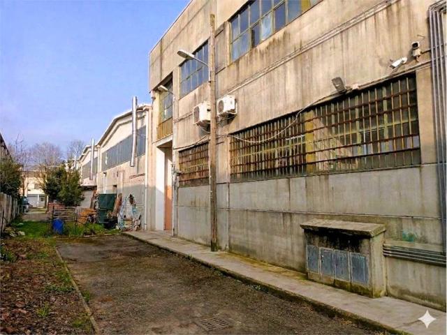 Locale Commerciale in affitto a Piemonte, Torino