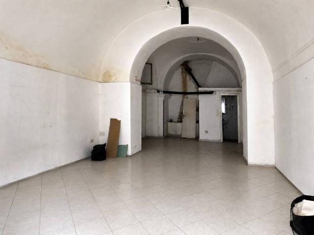 Locale Commerciale in affitto a Piano Di Sorrento, Campania