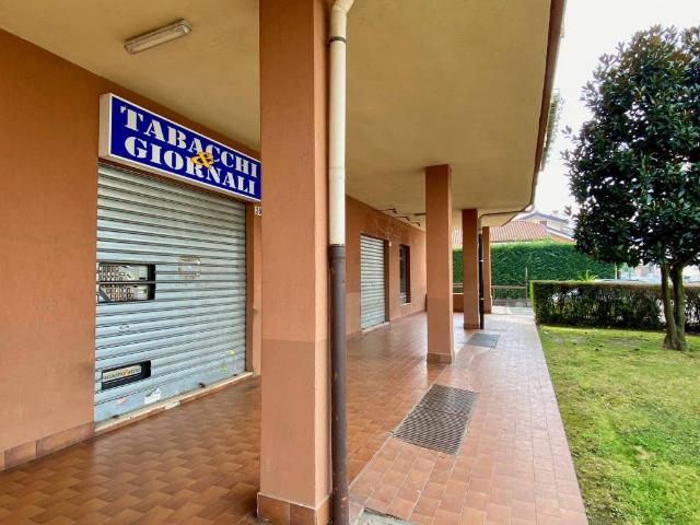 Locale Commerciale in affitto a Piemonte, Torino