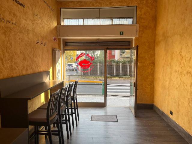 Locale Commerciale in affitto a Molino Ortolina, Pioltello