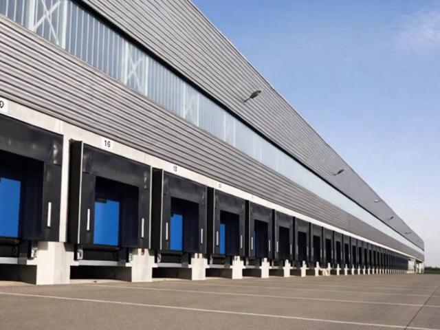 Locale Commerciale in affitto a San Pantaleo, Pistoia