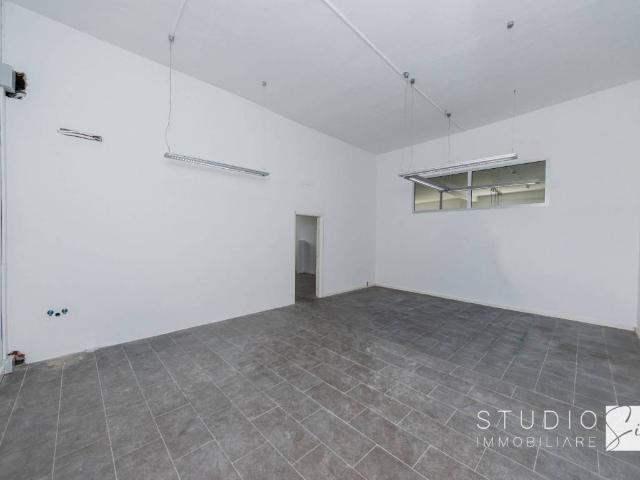 Locale Commerciale in affitto a Nespolo, Pistoia