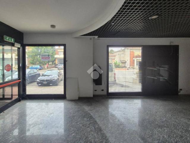 Locale Commerciale in affitto a Maiano, Podenzano