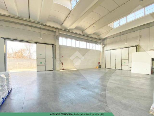 Locale Commerciale in affitto a Pogliano Milanese, Lombardia