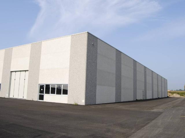 Locale Commerciale in affitto a Poncarale, Lombardia