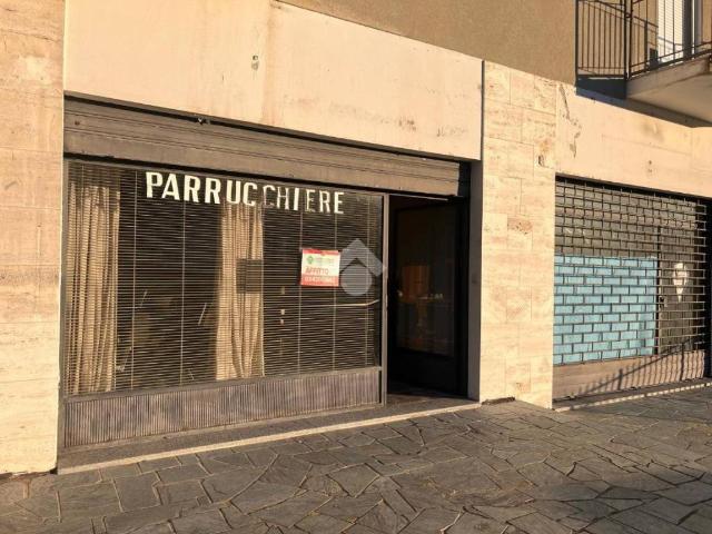 Locale Commerciale in affitto a Ponte In Valtellina, Lombardia
