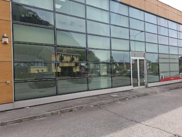 Locale Commerciale in affitto a Ponte nelle Alpi, Polpet