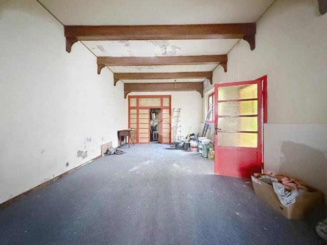 Locale Commerciale in affitto a Romito, Pontedera