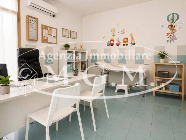 Locale Commerciale in affitto a Sozzifanti, Pontedera