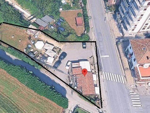 Locale Commerciale in affitto a Pontesecco, Ponteranica