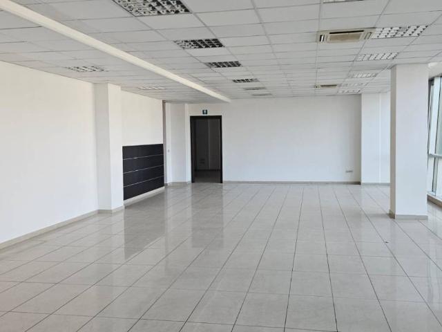 Locale Commerciale in affitto a Francioso, Potenza