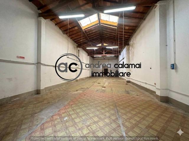 Locale Commerciale in affitto a Prato, Toscana