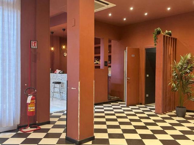 Locale Commerciale in affitto a San Martino, Prato