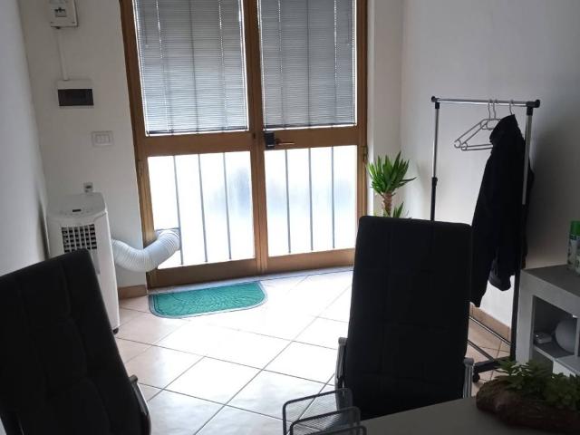 Locale Commerciale in affitto a I lecci, Prato