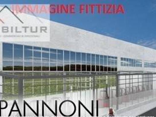 Locale Commerciale in affitto a Le Badie, Prato