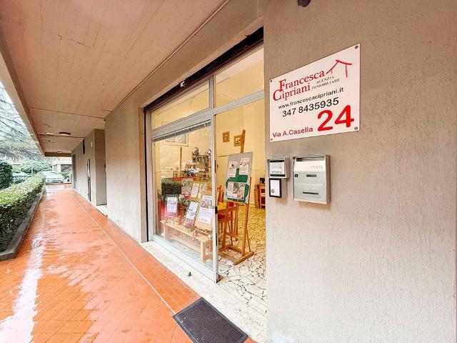 Locale Commerciale in affitto a San Martino, Prato