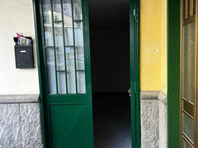 Locale Commerciale in affitto a Qualiano, Campania