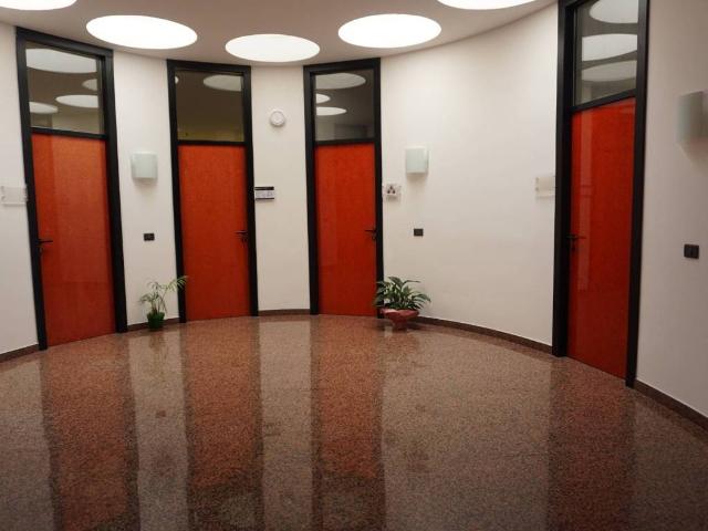 Locale Commerciale in affitto a Quarto D'altino, Veneto